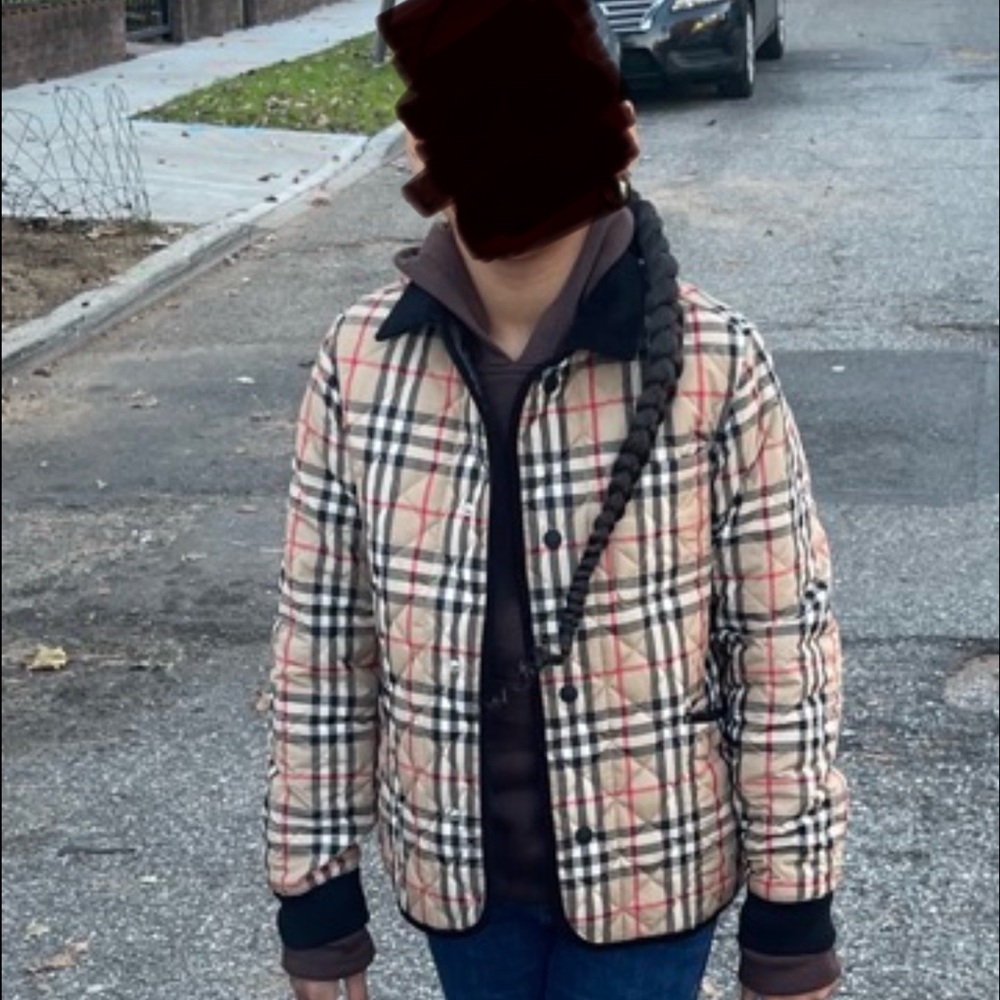Girls Burberry light weight quilted jacket 10